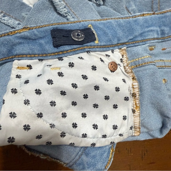 Lucky Brand Light Wash Riley Short girls size 14 - Picture 7 of 16